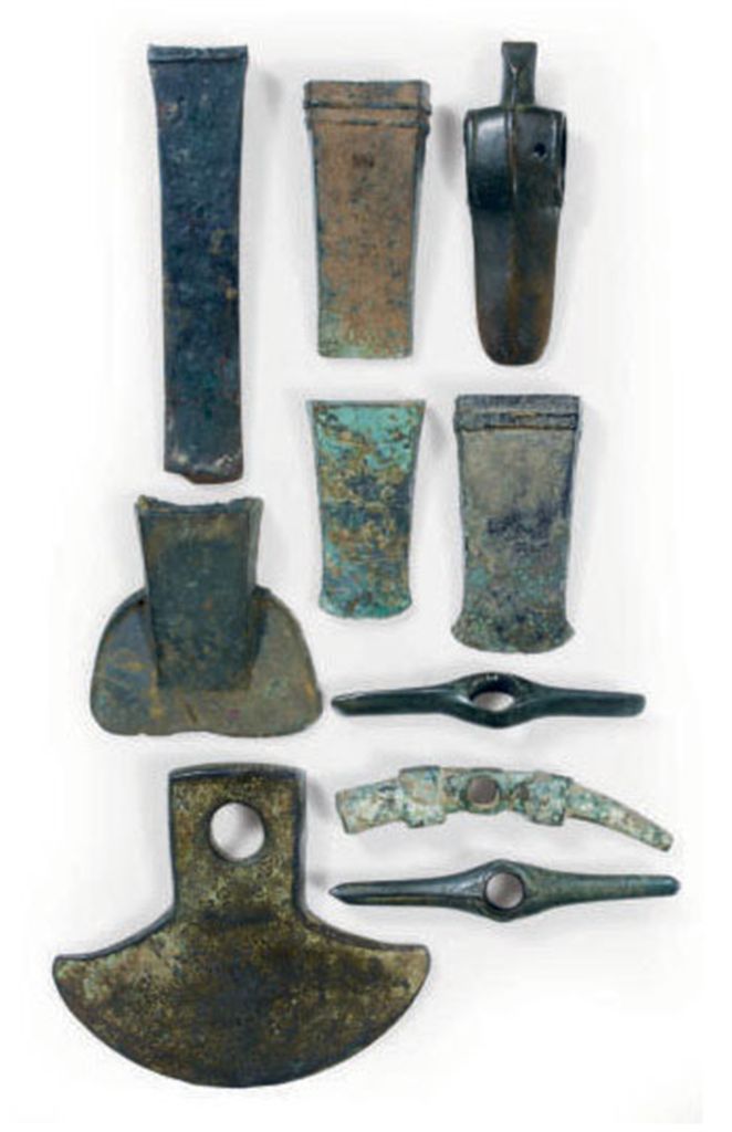 weapons used in shang chi