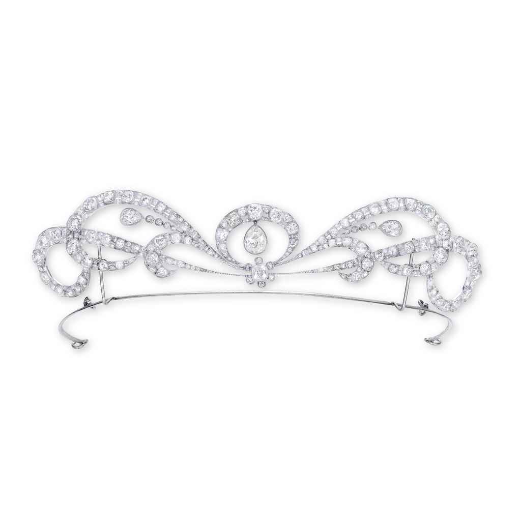A DIAMOND TIARA Christie's