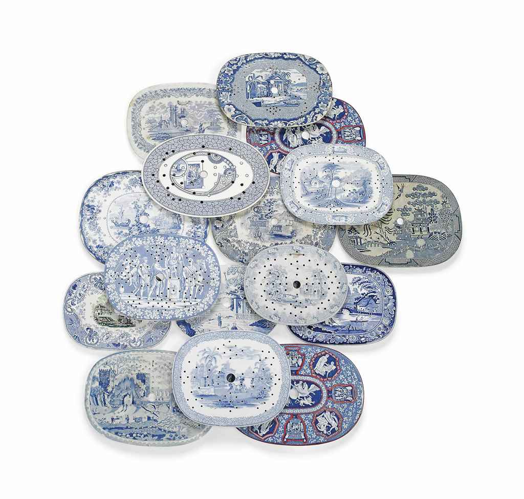 SIXTEEN ENGLISH POTTERY BLUE AND WHITE PRINTED MEAT DRAINERS , LATE 19TH CENTURY, PRINTED AND