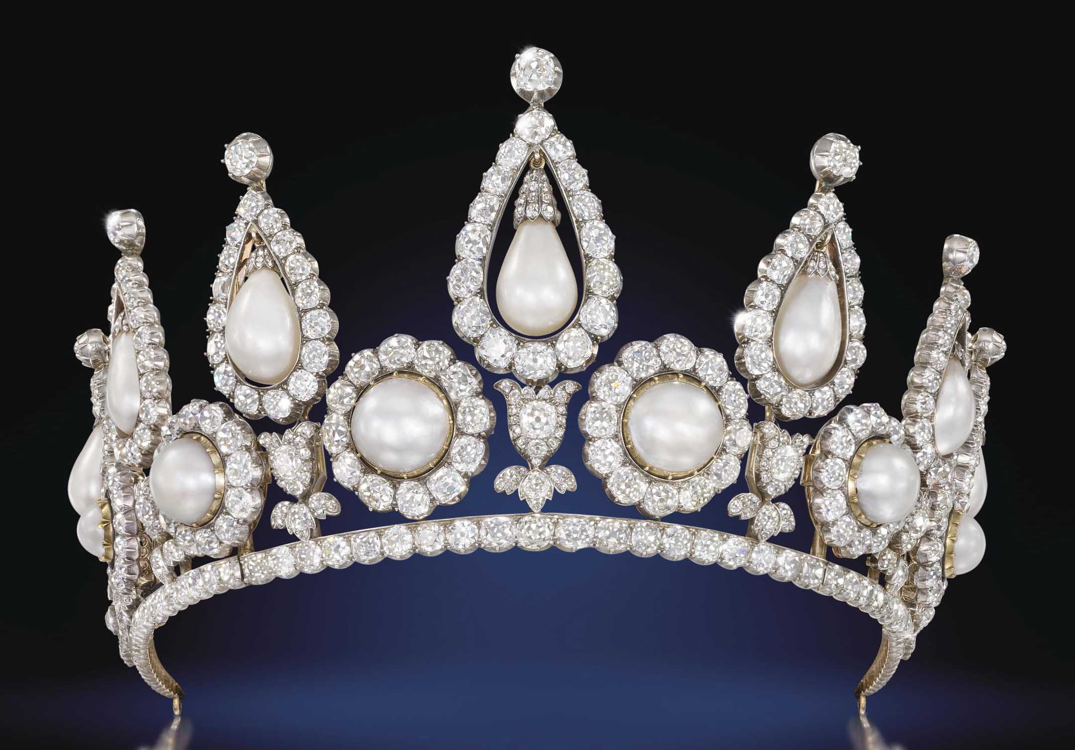 AN HISTORIC PEARL AND DIAMOND TIARA Christie's
