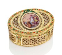 A LOUIS XVI ENAMELLED GOLD SNUFF-BOX
