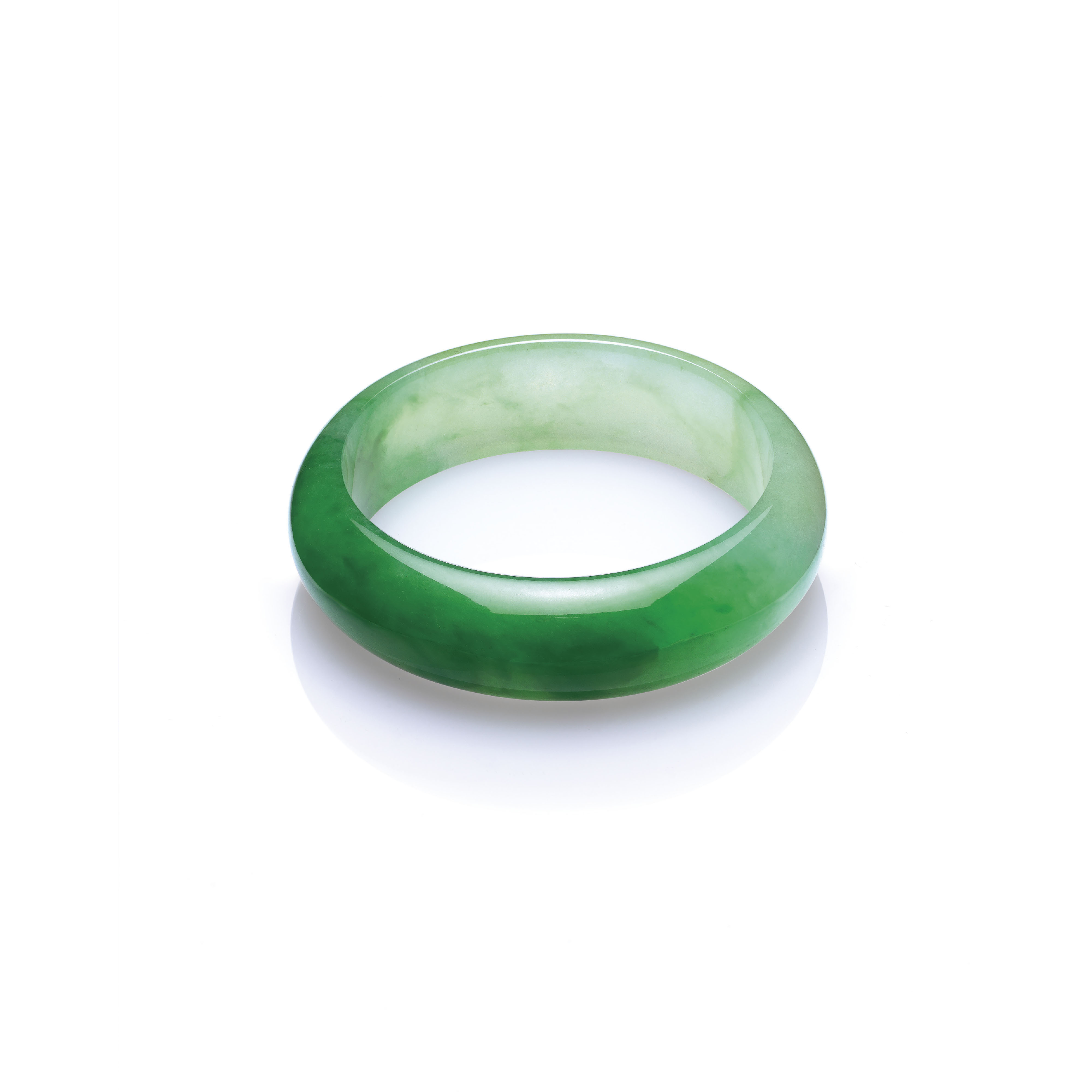 AN IMPORTANT JADEITE BANGLE Christie's