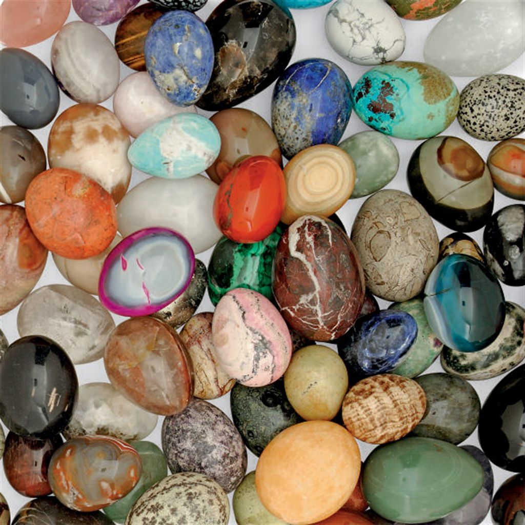 A COLLECTION OF EIGHTY FOUR ASSORTED MINERAL EGGS Christie's