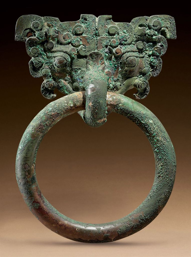 A LARGE BRONZE TAOTIE MASK AND RING HANDLE , WESTERN HAN DYNASTY, 3RD