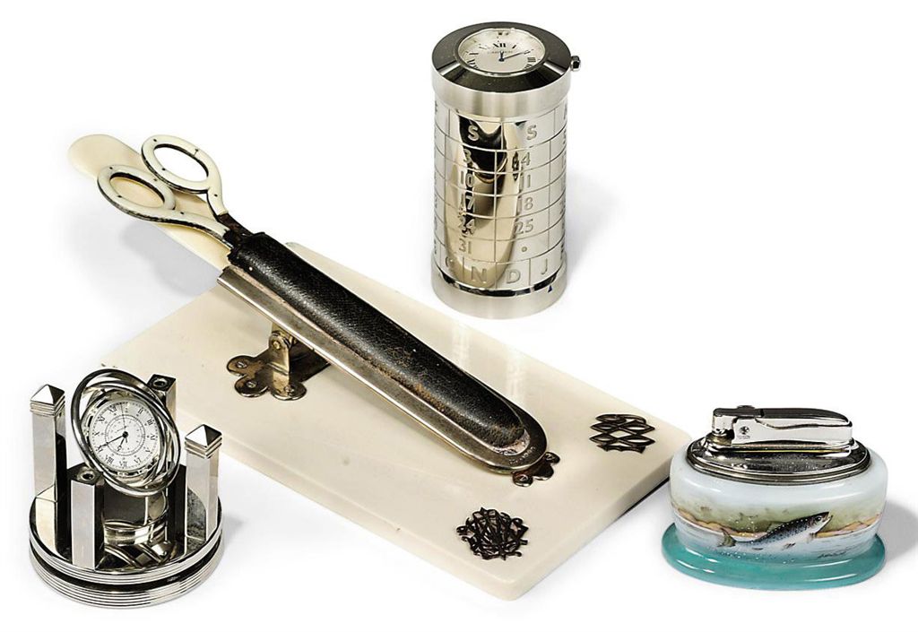 A VICTORIAN SILVER-MOUNTED IVORY PAPERCLIP