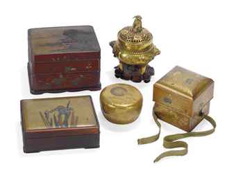 FOUR JAPANESE LACQUER BOXES AND A BRONZE CENSER  