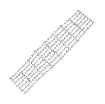 A DIAMOND BRACELET, BY LORRAINE SCHWARTZ  