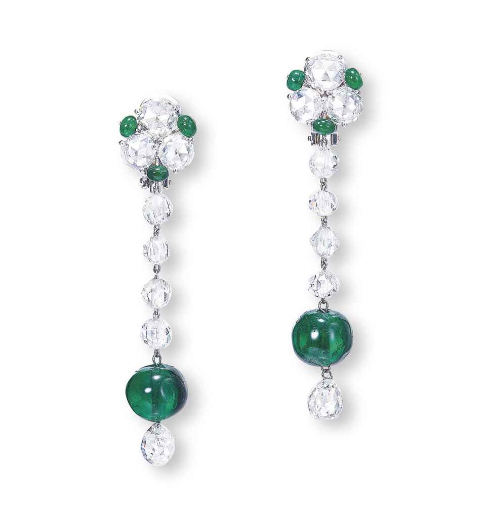 A PAIR OF EMERALD AND DIAMOND EAR PENDANTS