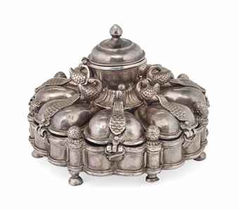 A SILVER SPICE BOX (PANDAN)  