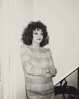 Joan Collins, 1984  