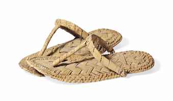 http://www.christies.com/lotfinderimages/D56733/a_pair_of_plaited_palm_leaf_sandals_new_kingdom_dynasty_xviii-xx_circa_d5673306h.jpg