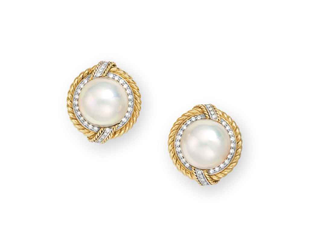 A PAIR OF MABE PEARL, DIAMOND AND GOLD EAR CLIPS