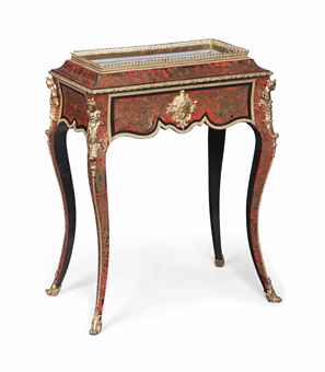 Napoléon III en bronze doré MONTÉ CUT-BRASS ET TORTOISESHELL «Boulle» JARDINIERE