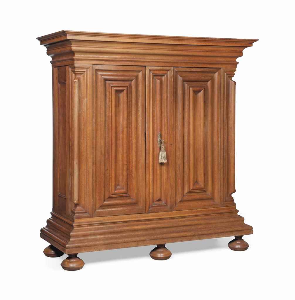 A GERMAN OAK SHRANK , LATE 18TH CENTURY, FRANKFURT Christie's