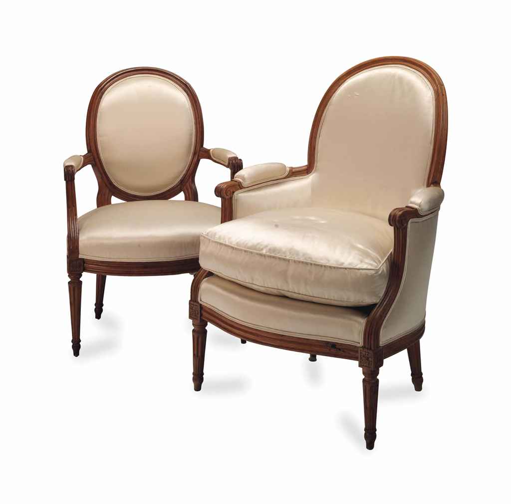 A PAIR OF LOUIS XVI CARVED BEECH BERGERES AND A PAIR OF LOUI...