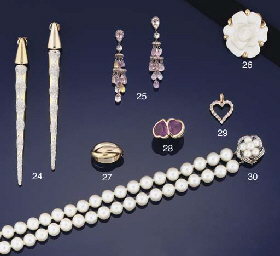 Two cultured pearl and diamond hair grips and a cultured pearl necklace