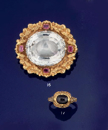 A 16TH CENTURY GOLD, GARNET AND ENAMEL RING  