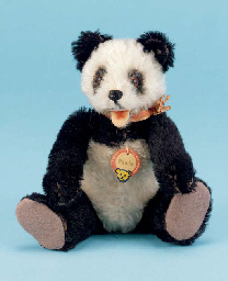 A Steiff Panda