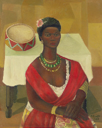 Mulata sentada na frente da mesa com pandeiro  