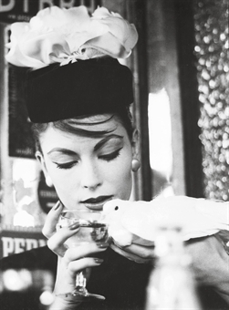Mary and Dove and Perrier, Paris (Vogue), 1958  