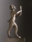 FIGURE EN BRONZE D'UN SATYRE TENANT UN BOUGEOIR 