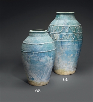 A LARGE POST-SASSANIAN TURQUOISE GLAZED STORAGE JAR  