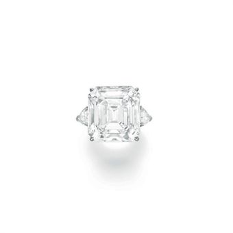 THE ANNENBERG DIAMOND  AN EXCEPTIONAL DIAMOND RING, BY DAVID WEBB 