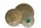 ENSEMBLE DE TROIS PLATS EN PORCELAINE CELADON 