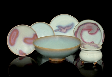 A SELECTION OF JUN-WARE CERAMICS, SONG DYNASTY AND LATER (96...