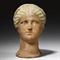 TETE VOTIVE FEMININE ETRUSQUE, EN TERRE CUITE  