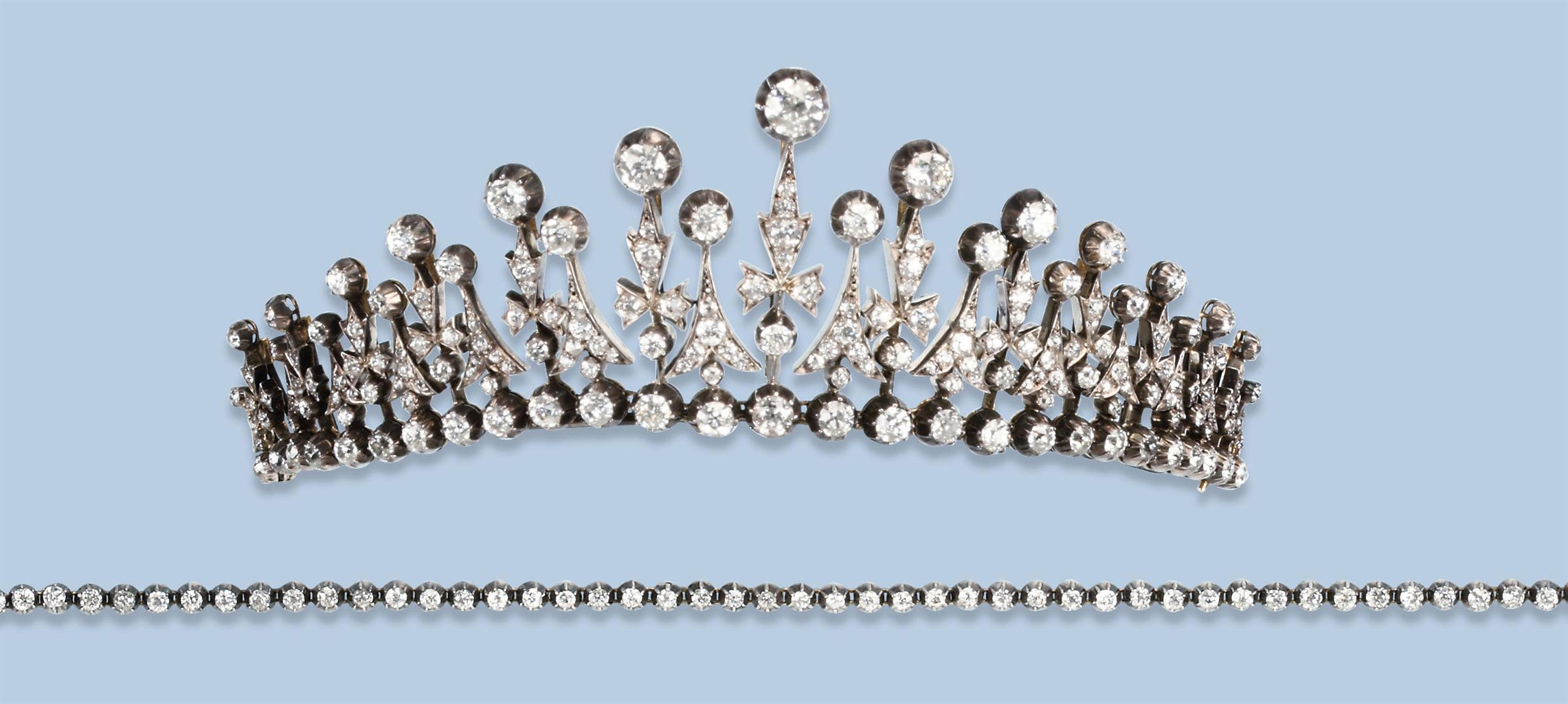 AN ANTIQUE DIAMOND TIARA/NECKLACE JEWELRY Auction Victorian