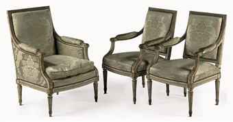 SUITE OF FRENCH GREY-PAINTED BEECHWOOD SEAT FURNITURE