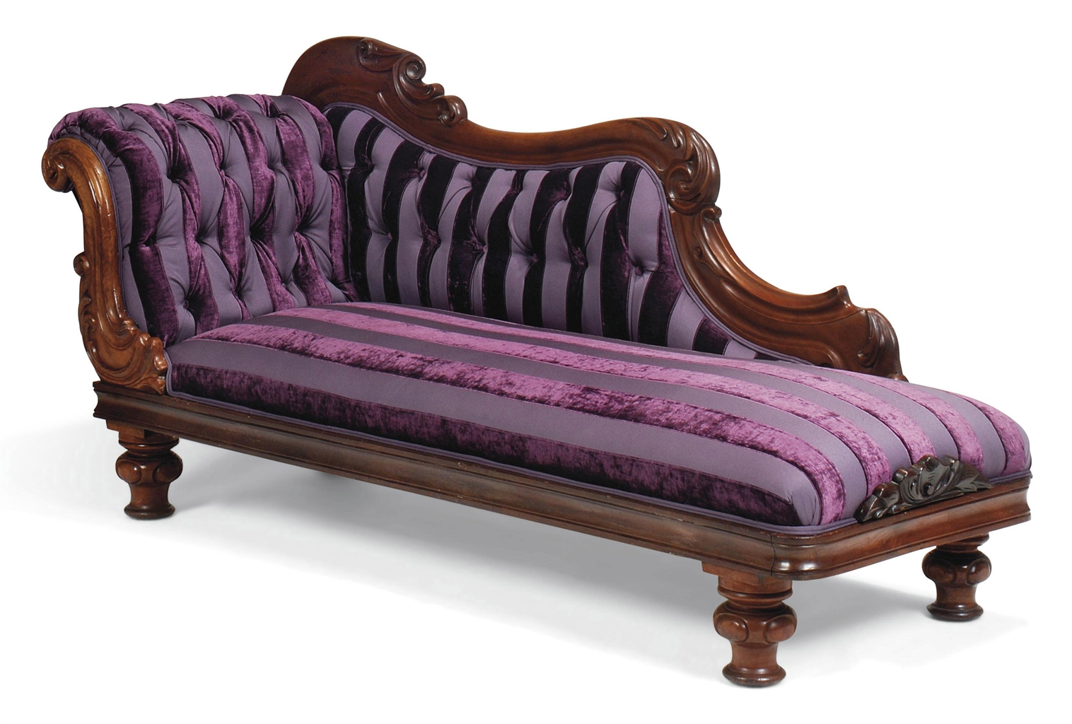 A LATE VICTORIAN CARVED MAHOGANY CHAISELONGUE THIRDQUARTER 19TH