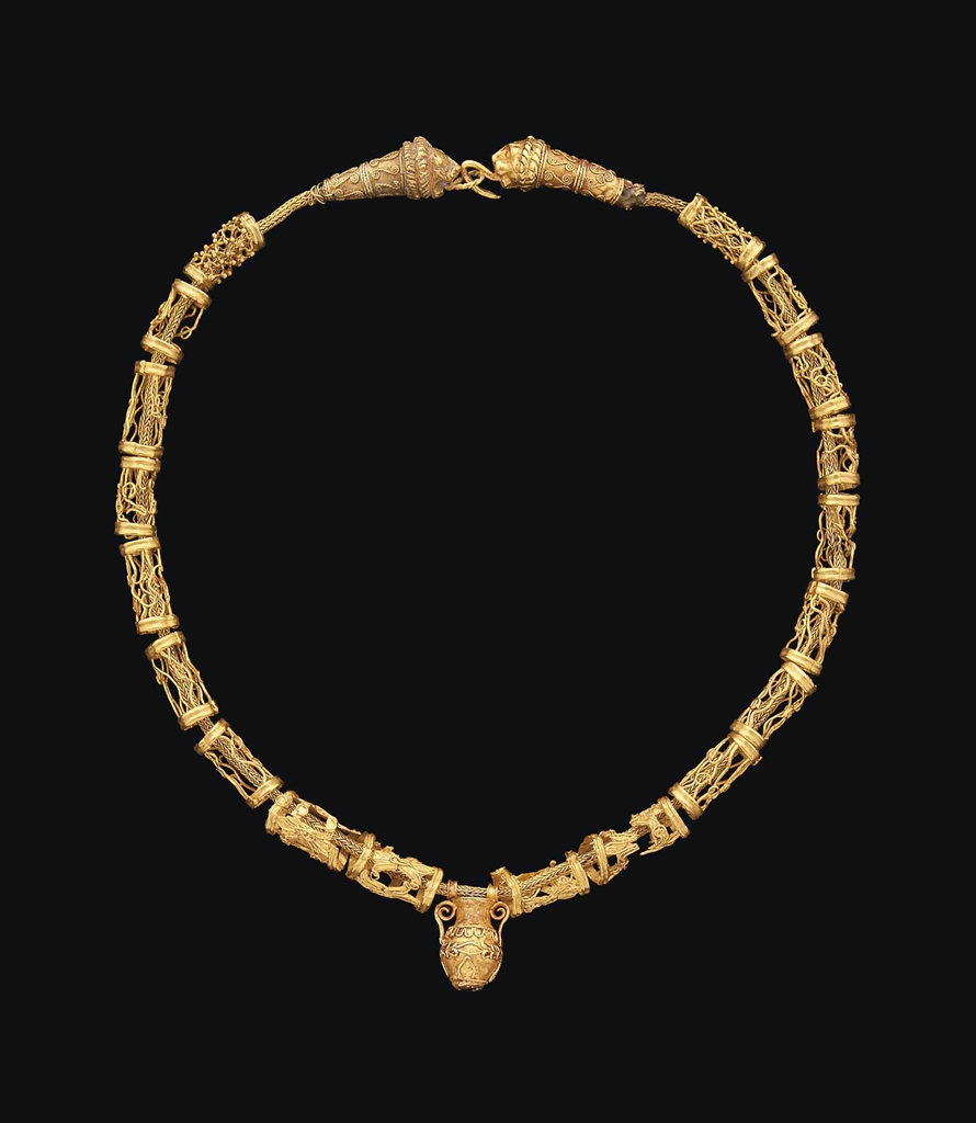 A GREEK GOLD NECKLACE HELLENISTIC PERIOD, CIRCA 3RD2ND CENTURY B.C