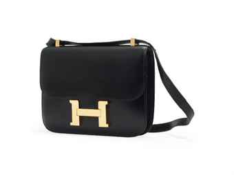 A BLACK BOX LEATHER \u0026#39;CONSTANCE\u0026#39; BAG | HERMS, 2001 | 20th Century ...