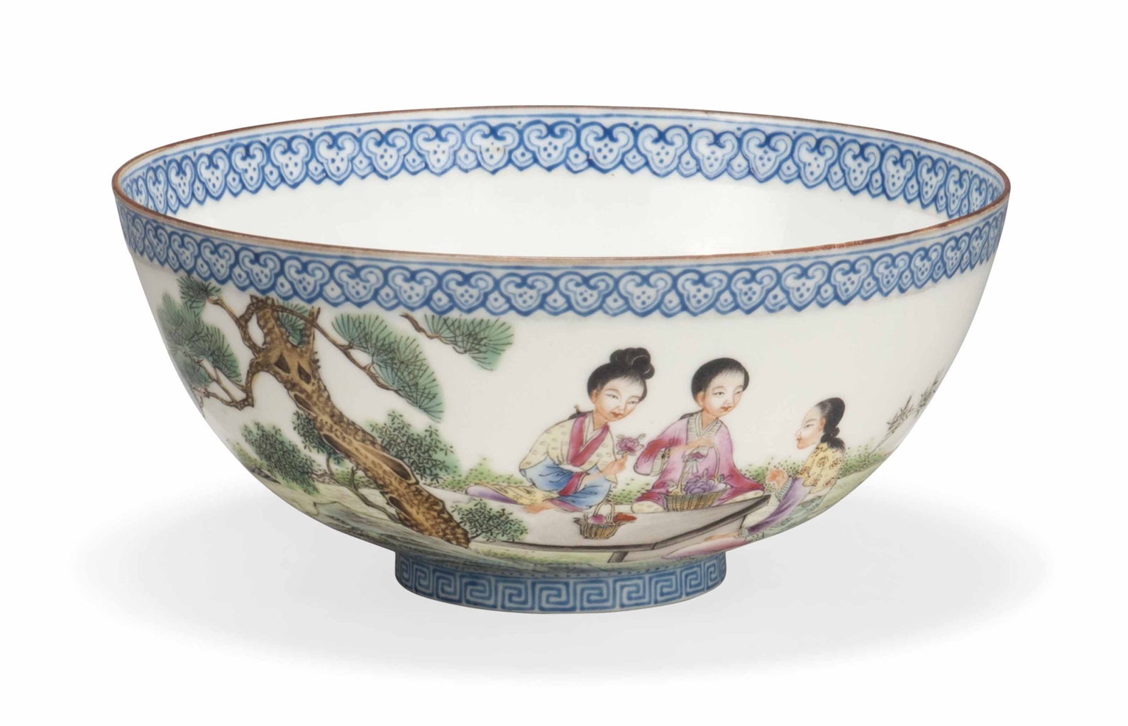 A CHINESE EGGSHELL PORCELAIN BOWL 20TH CENTURY figural, All other