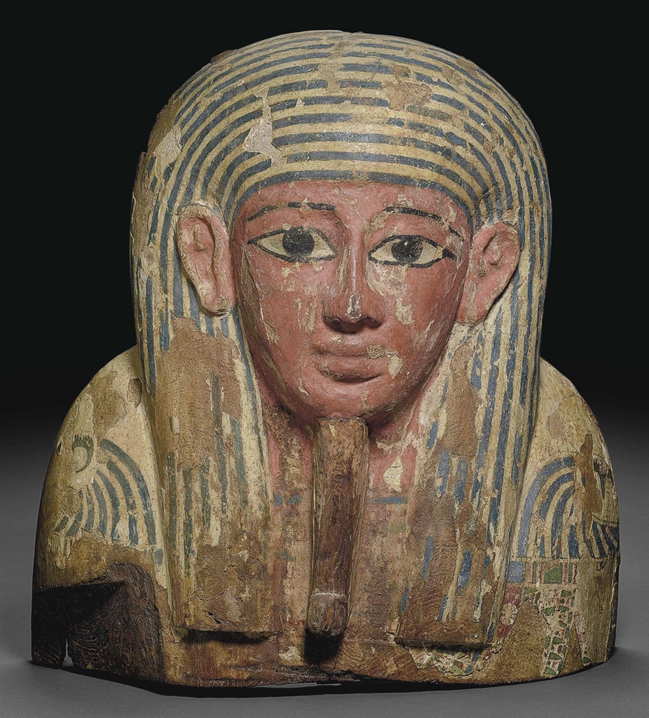 AN EGYPTIAN WOOD COFFIN LID 30TH DYNASTY TO PTOLEMAIC PERIOD, CIRCA