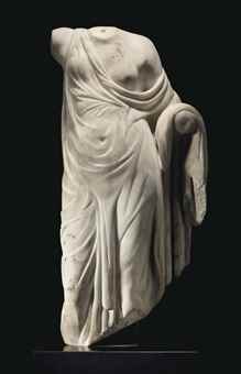 A ROMAN MARBLE VENUS 