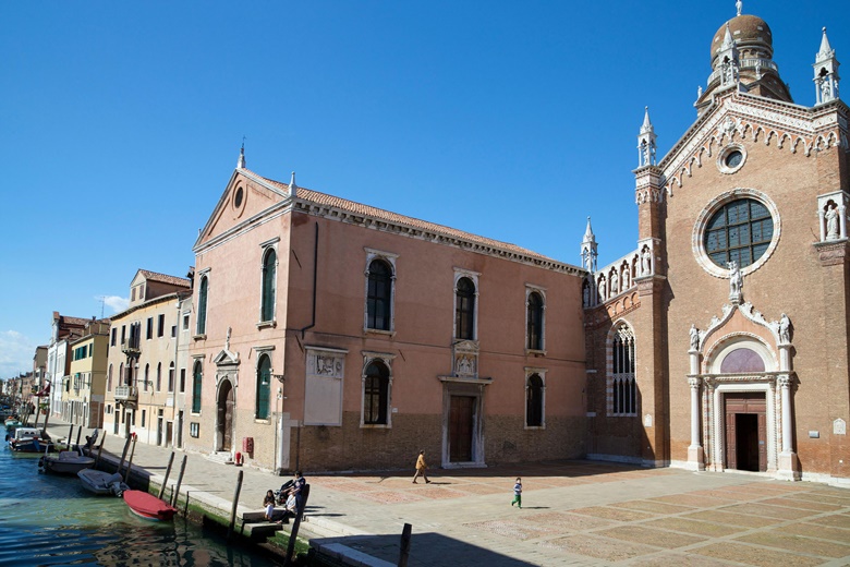 The church of Madonna dellOrto, home to Cima’s St John the Baptist with Other Saints © Peter Barritt  Alamy