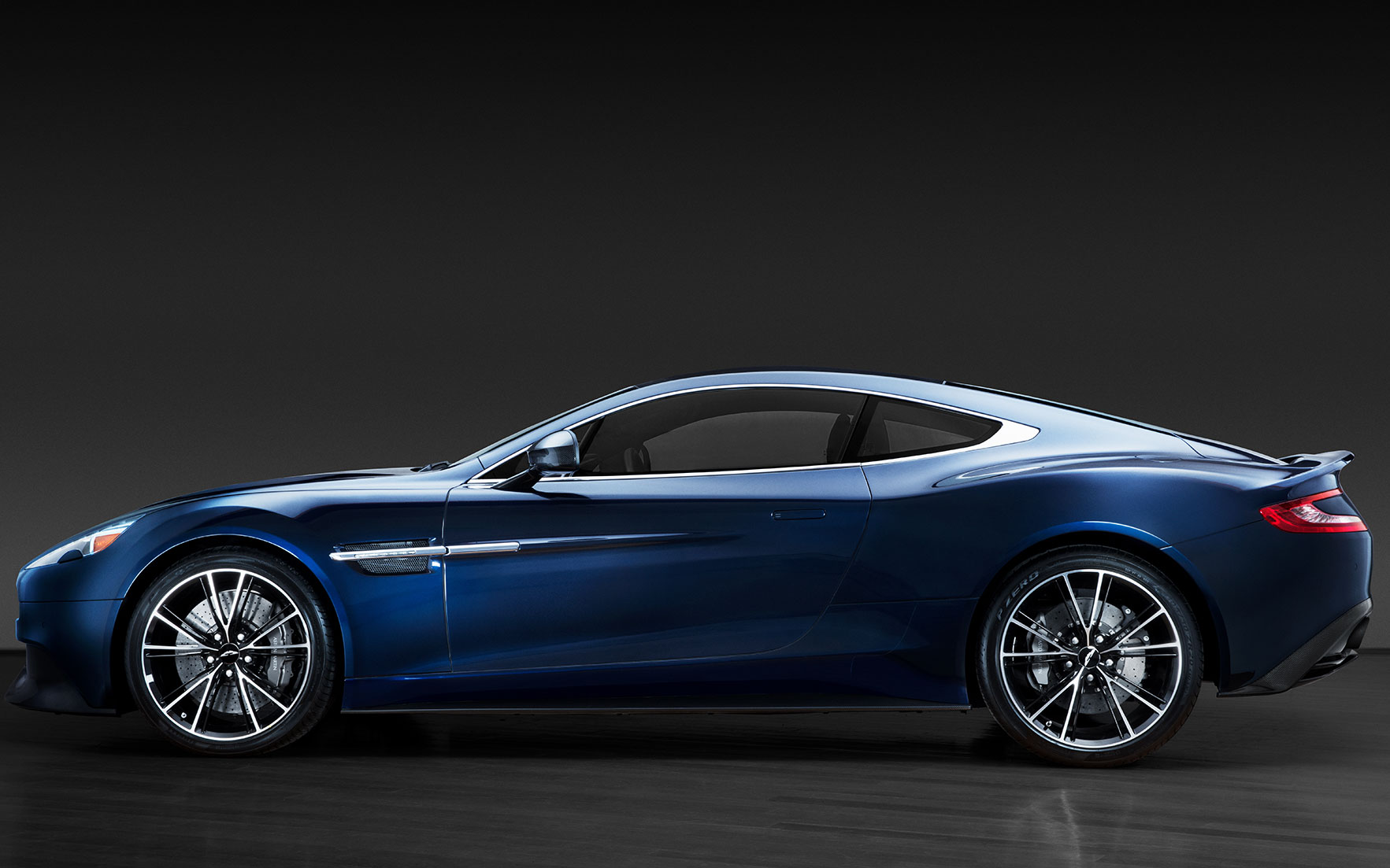 Christie’s to Auction Daniel Craig’s Aston Martin