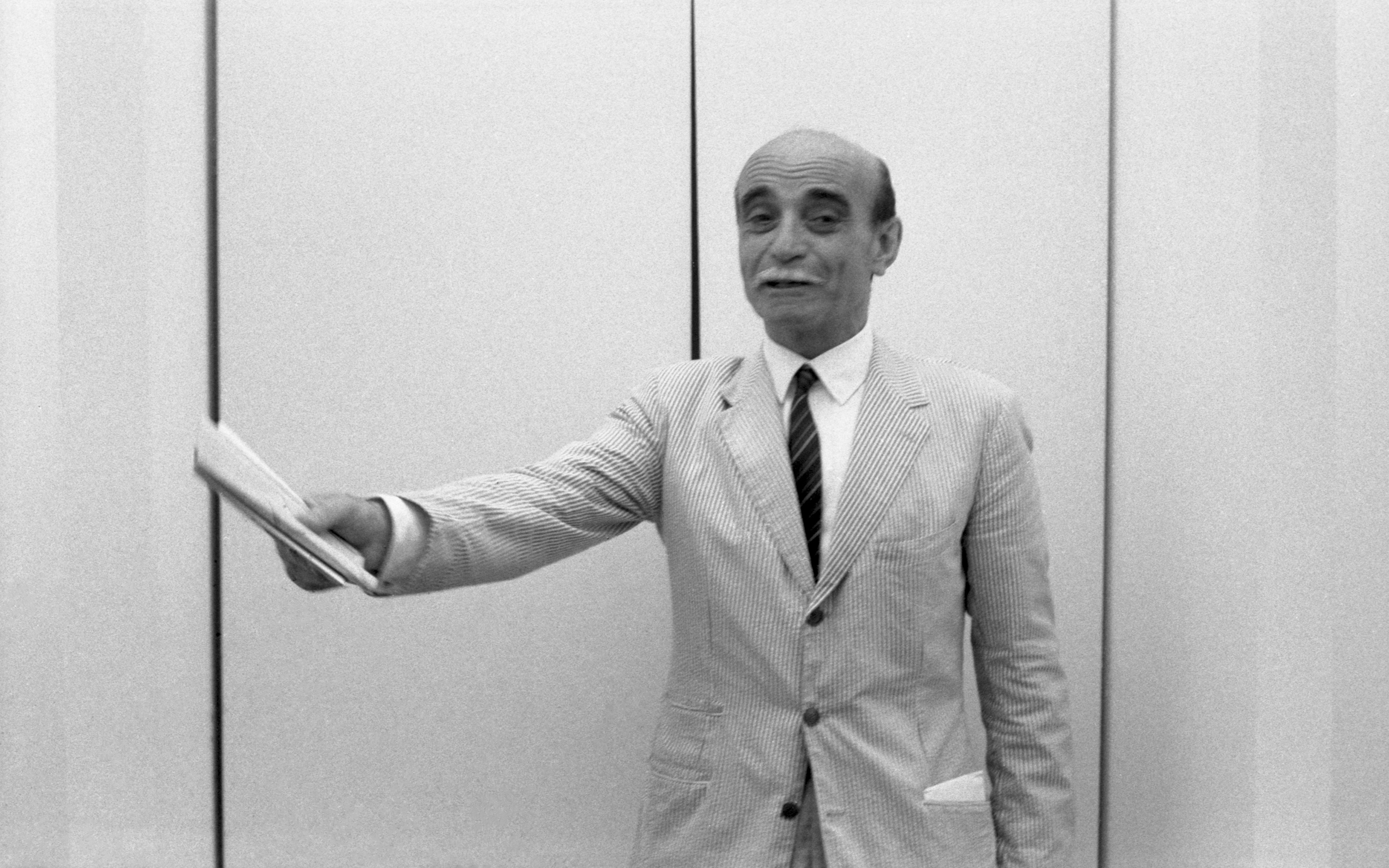 Lucio Fontana at the 1966 Venice Biennale
