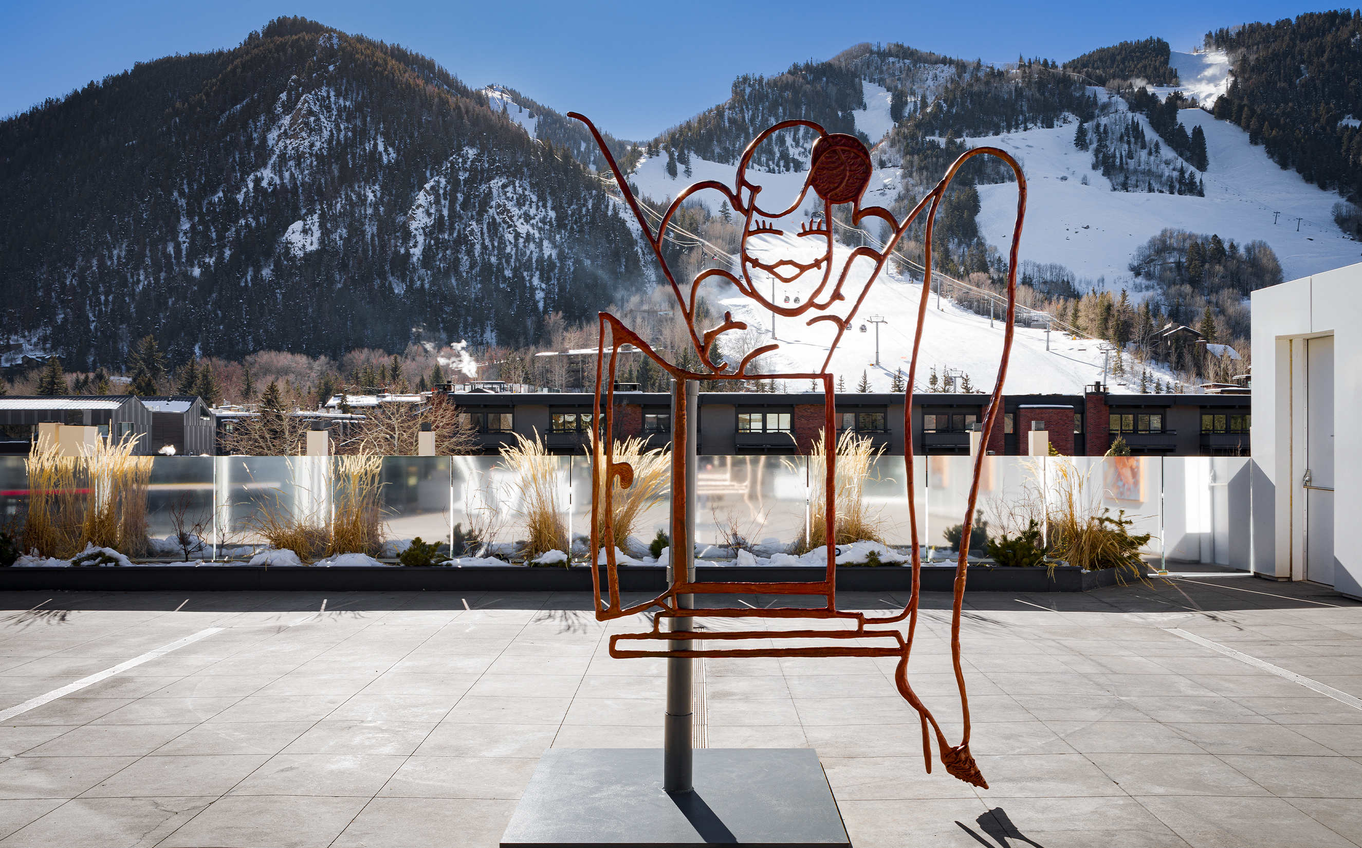 Lena Henke, THEMOVE (Aspen), 2023. Patinated Bronze