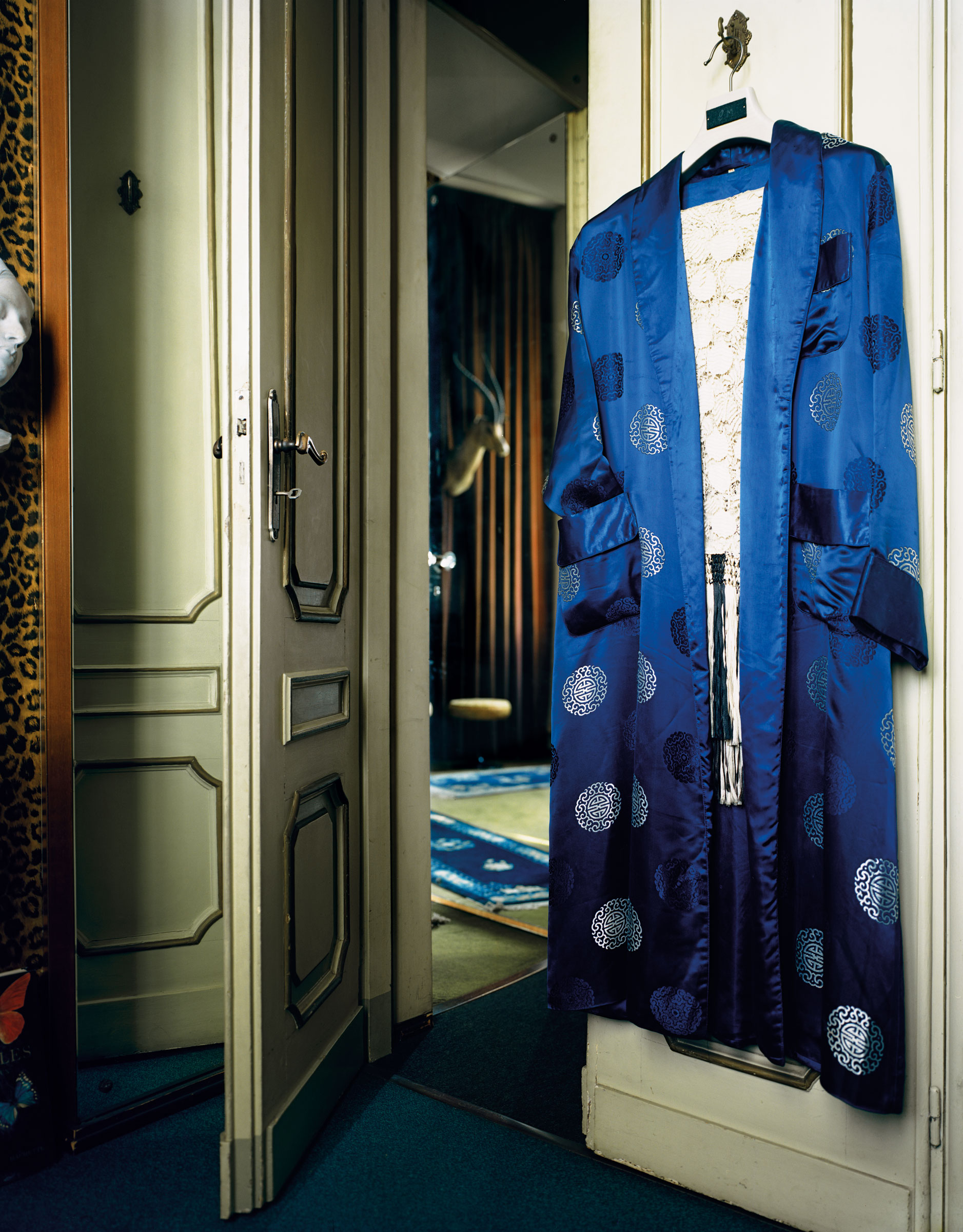 Mollino’s dressing gown in the Butterfly room. Photograph by Alberto Zanetti