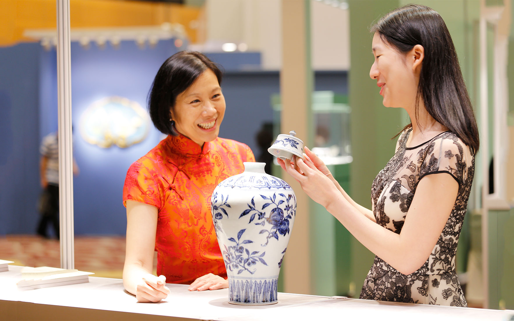 main-chi-fan-tsang-head-of-chinese-ceramics-and-works-of-art