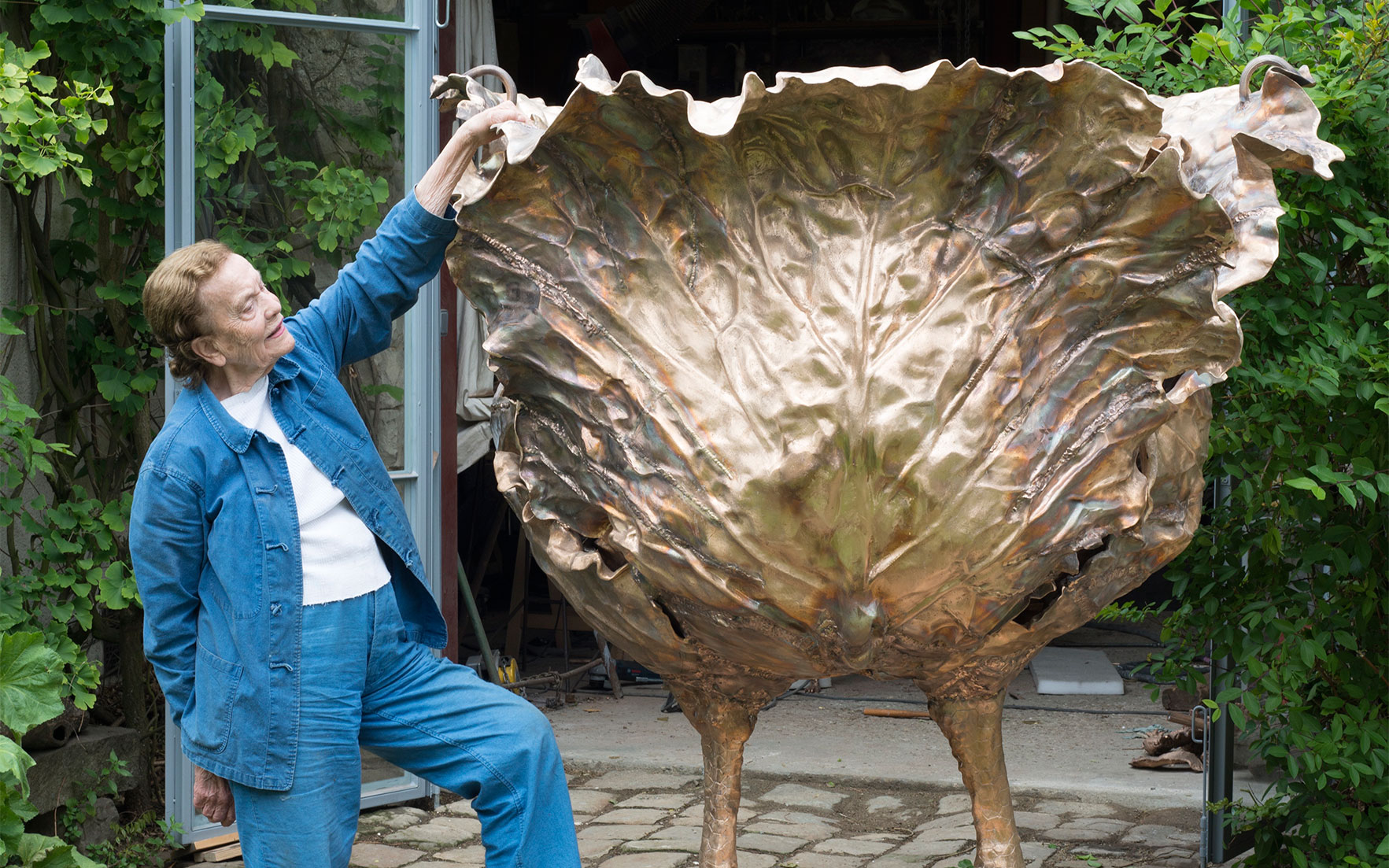 Claude Lalanne with Choupatte Geante, 2016