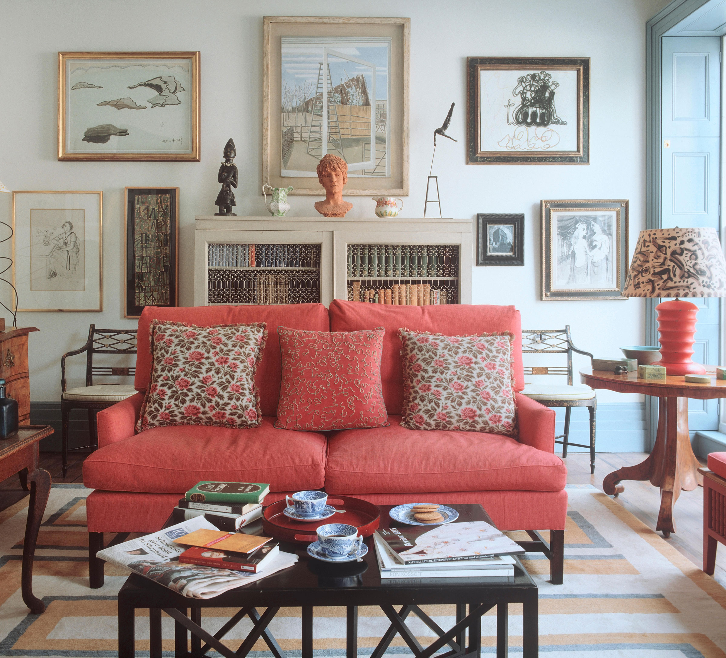 When you’re hanging works at home, don't be afraid to mix periods and genres. Photo: © Andreas von Einsiedel / Alamy Stock Photo
