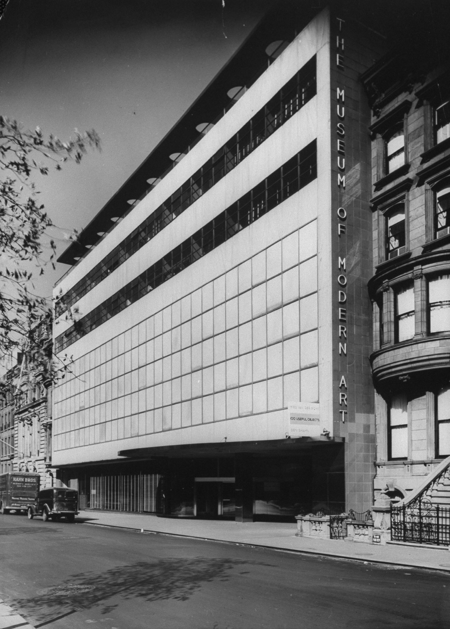 全新的现代艺术博物馆大楼外墙，1939年。相片：Michael Rougier/Getty Images