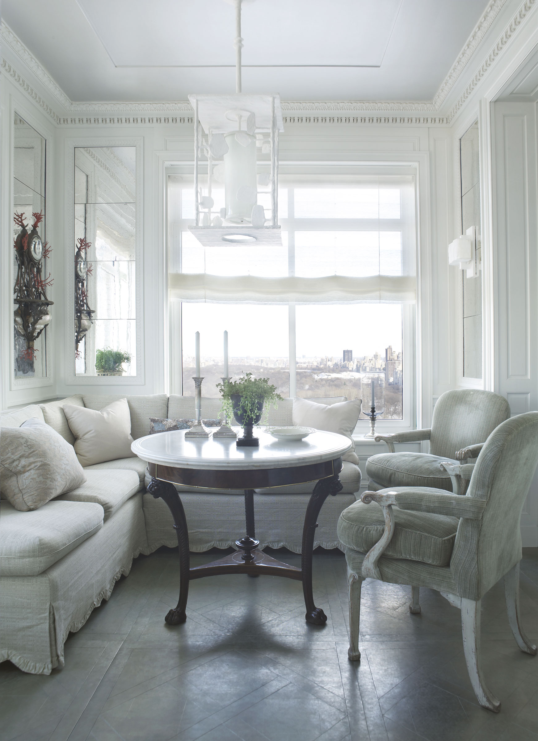The breakfast room in New York, overlooking Central Park, with a pair of English George III-style open armchairs, 20th century. Estimate: $1,500-2,500. Offered in Rooms as Portraits: Michael S. Smith; A Tale of Two Cities, New York & Los Angeles on 26 September at Christie’s in New York