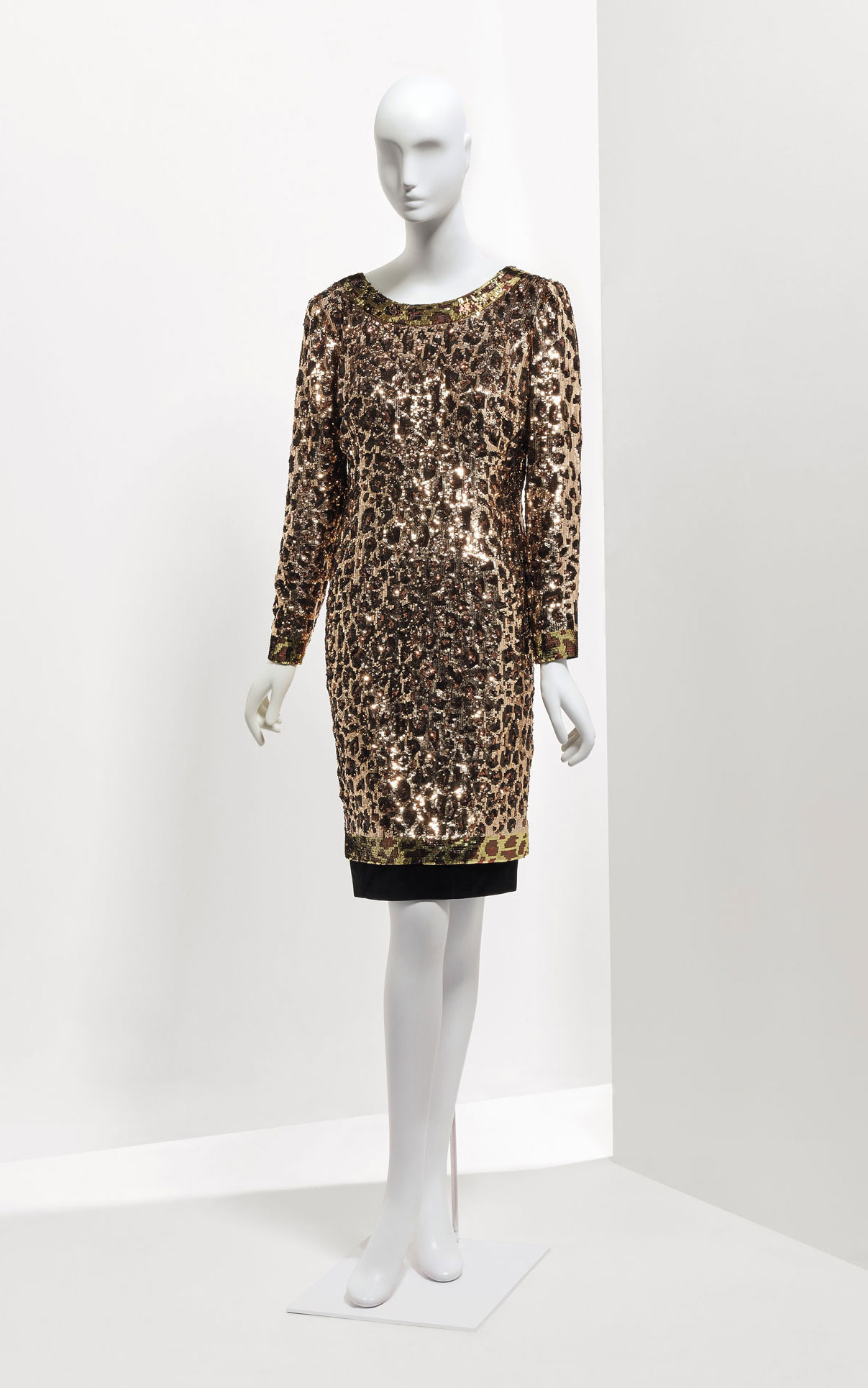 A cocktail dress embroidered in sequins with a leopard motif, Autumn/Winter 1997-1998. Sold for €9,375 on 24 January at Christie’s in Paris