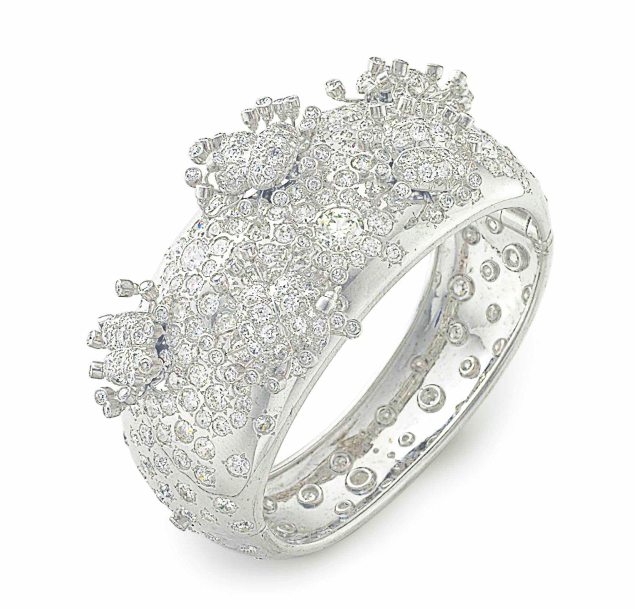 A diamond bangle bracelet, by Jean Schlumberger. Sold for $161,000 on 20 April 2016 at Christie’s in New York